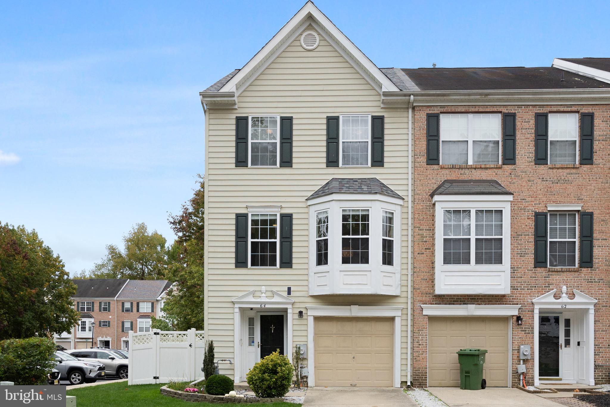 64 Alexandra Ct