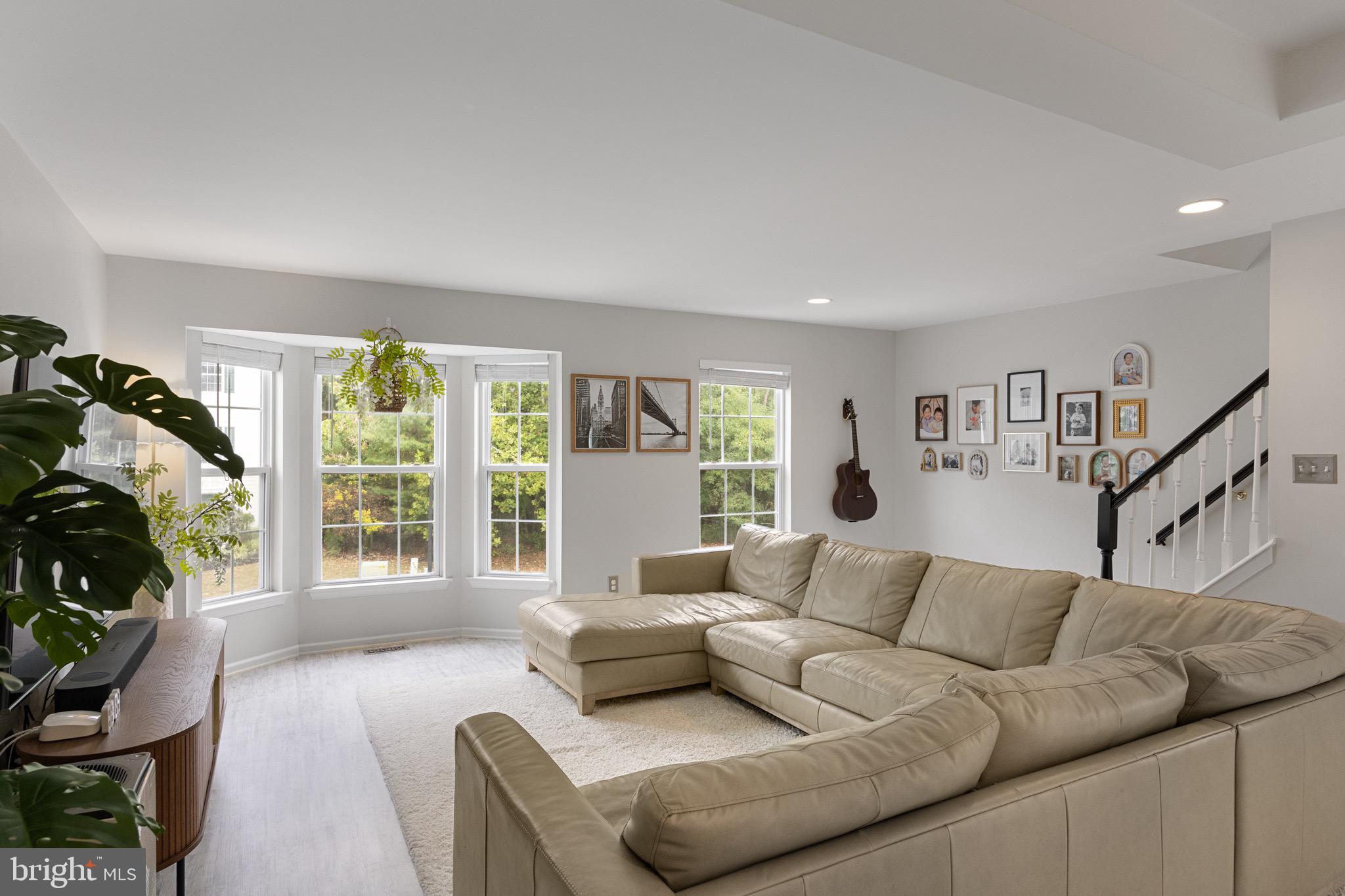 64 Alexandra Ct