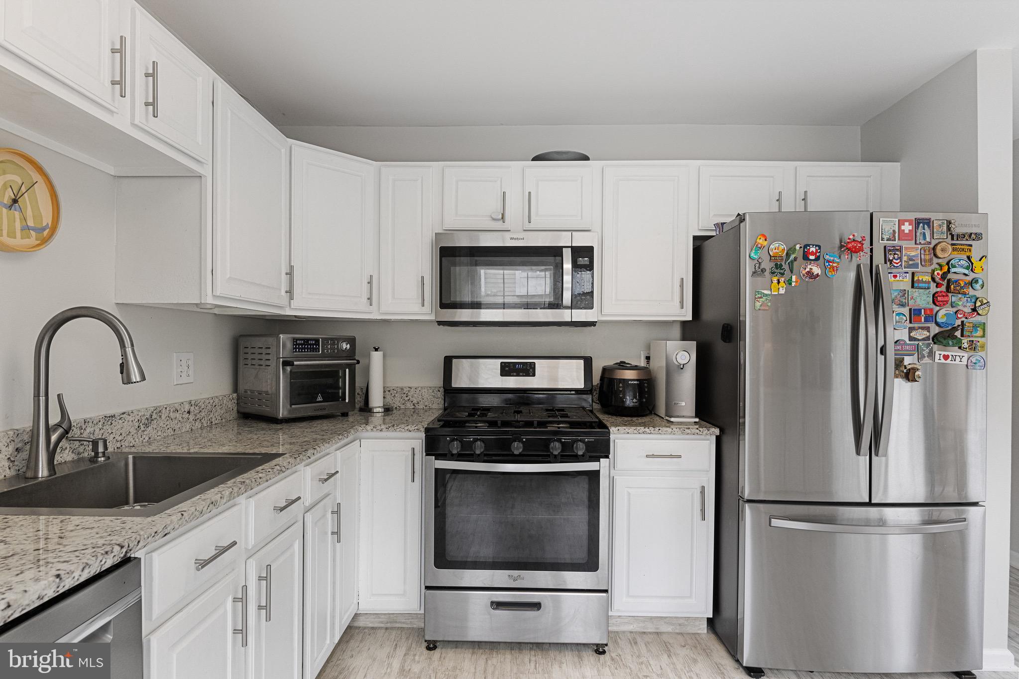 64 Alexandra Ct
