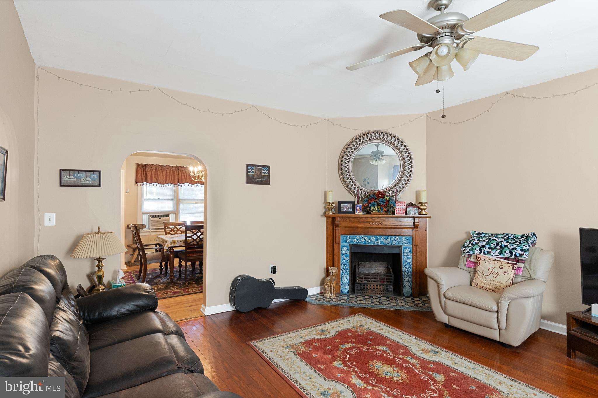 709 N Lenola Rd