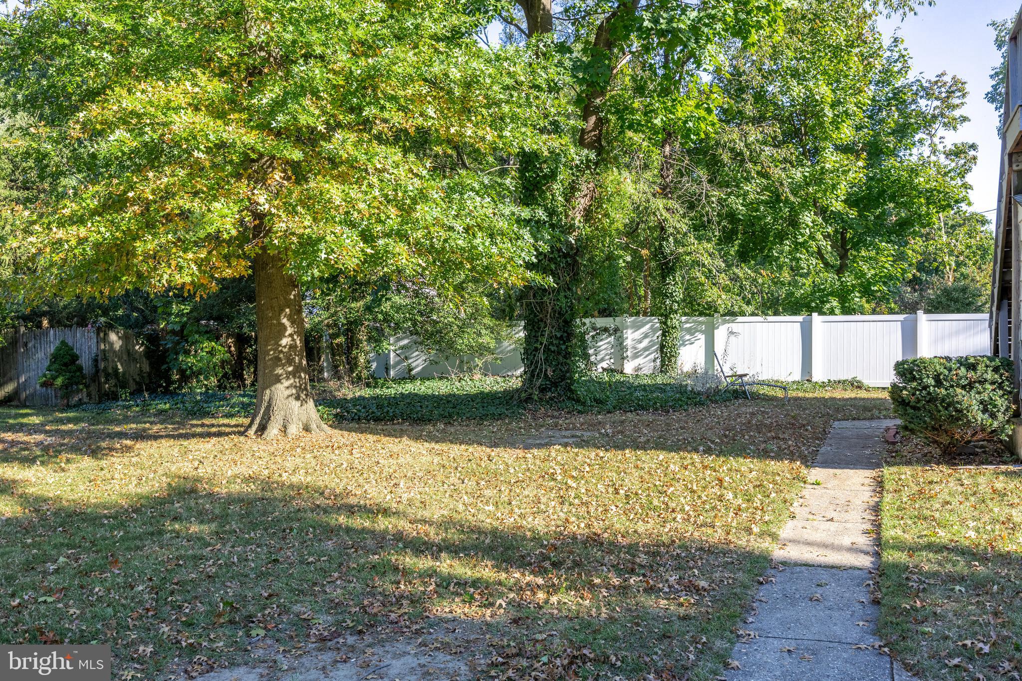 709 N Lenola Rd