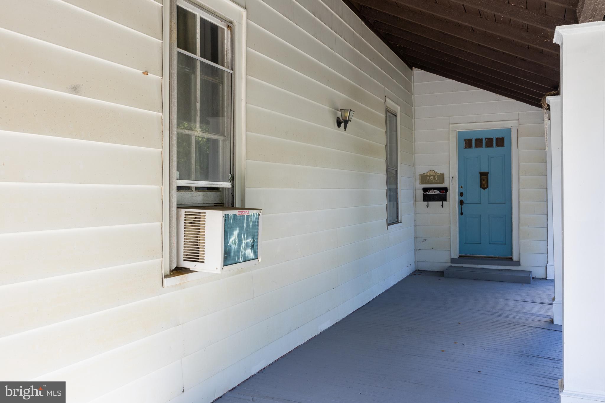 709 N Lenola Rd