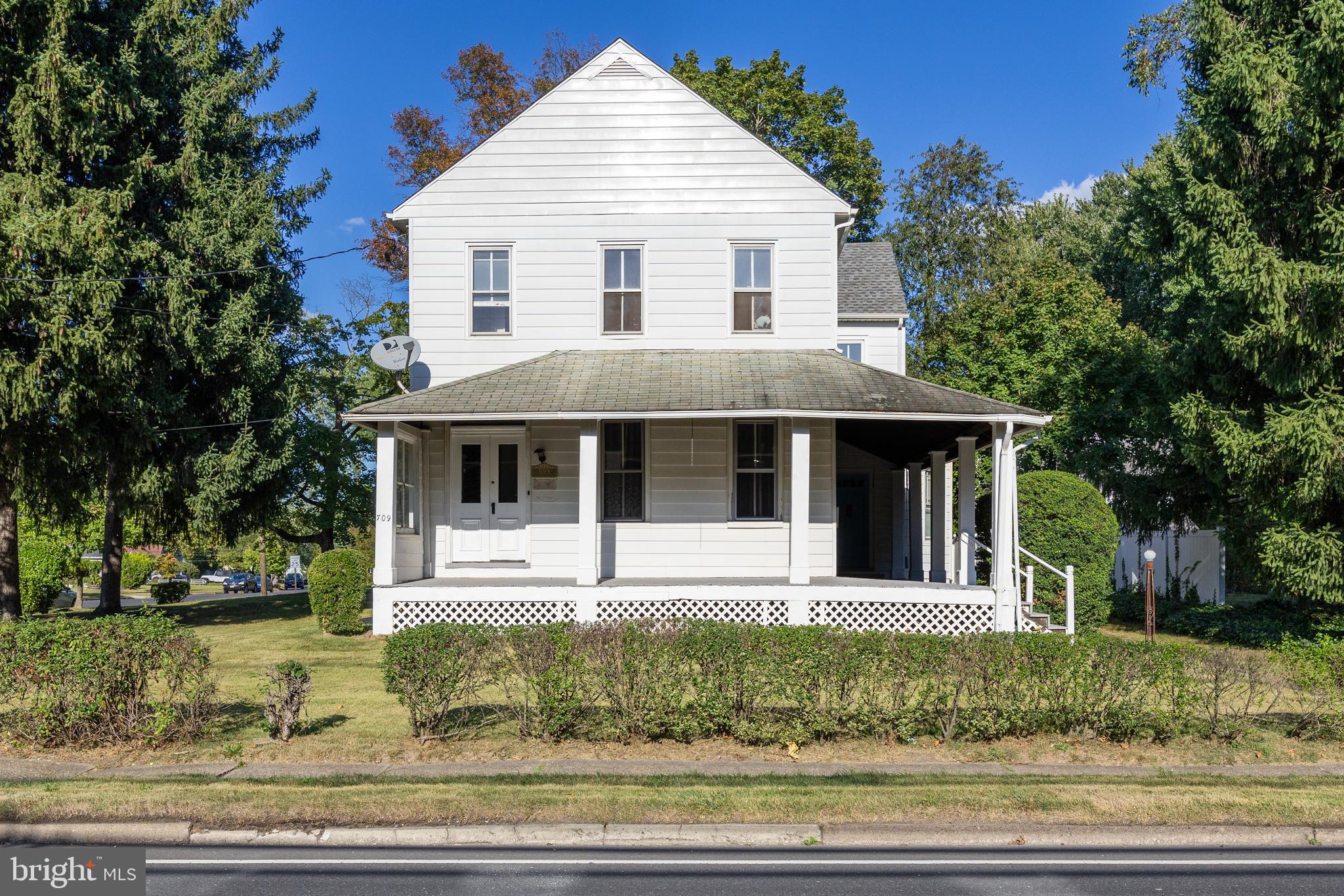 709 N Lenola Rd