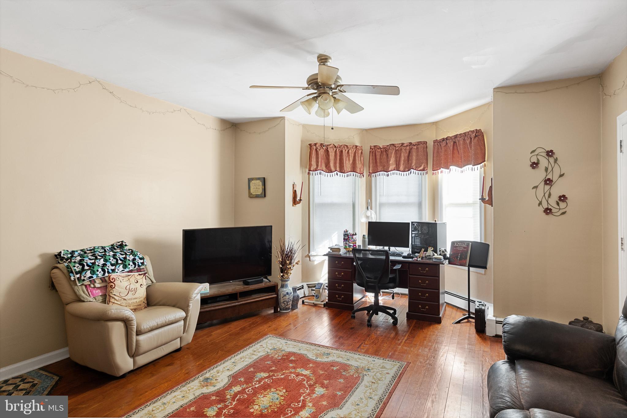 709 N Lenola Rd