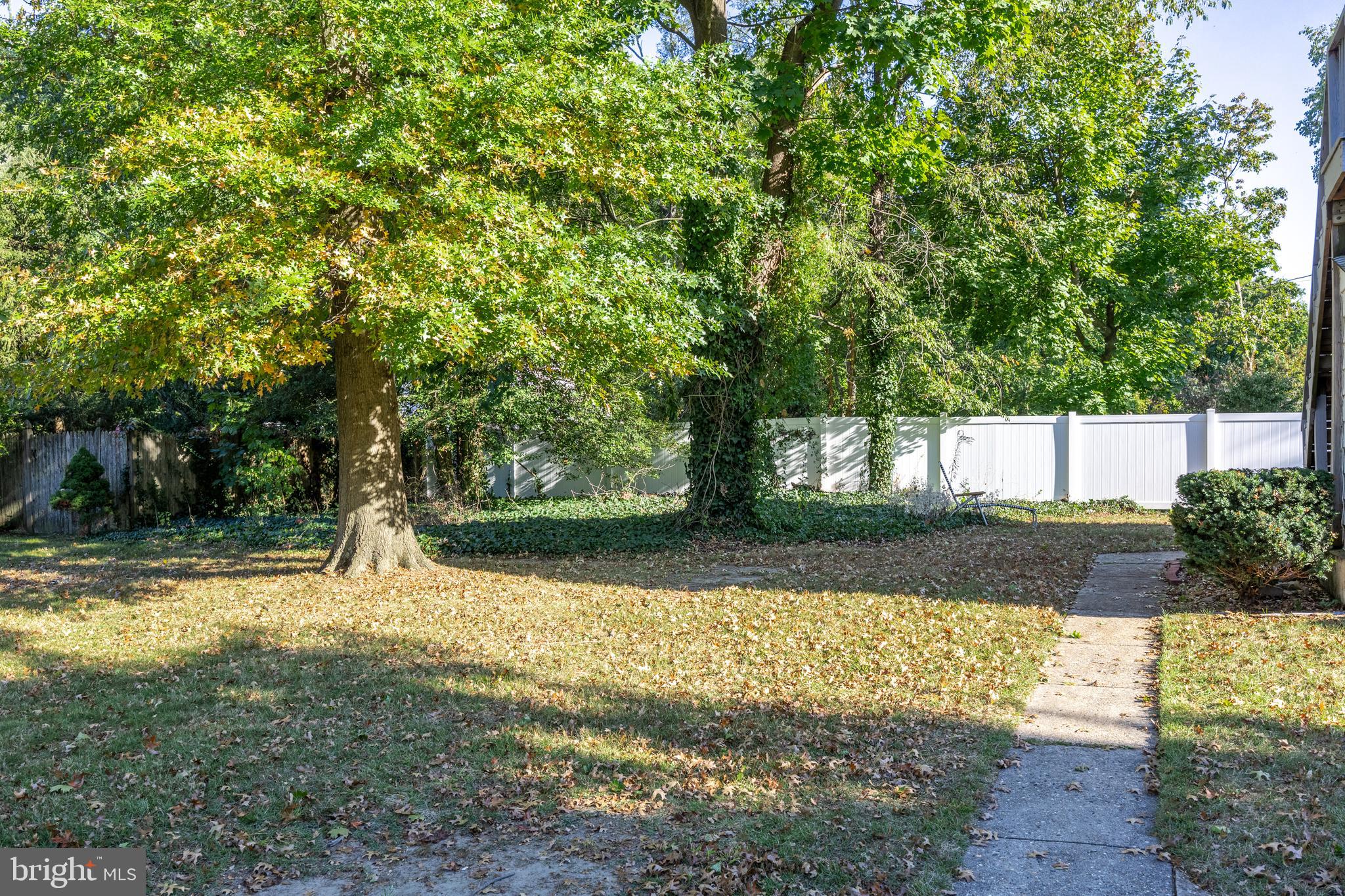 709 N Lenola Rd