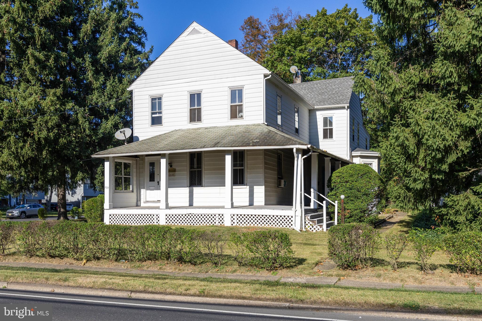 709 N Lenola Rd