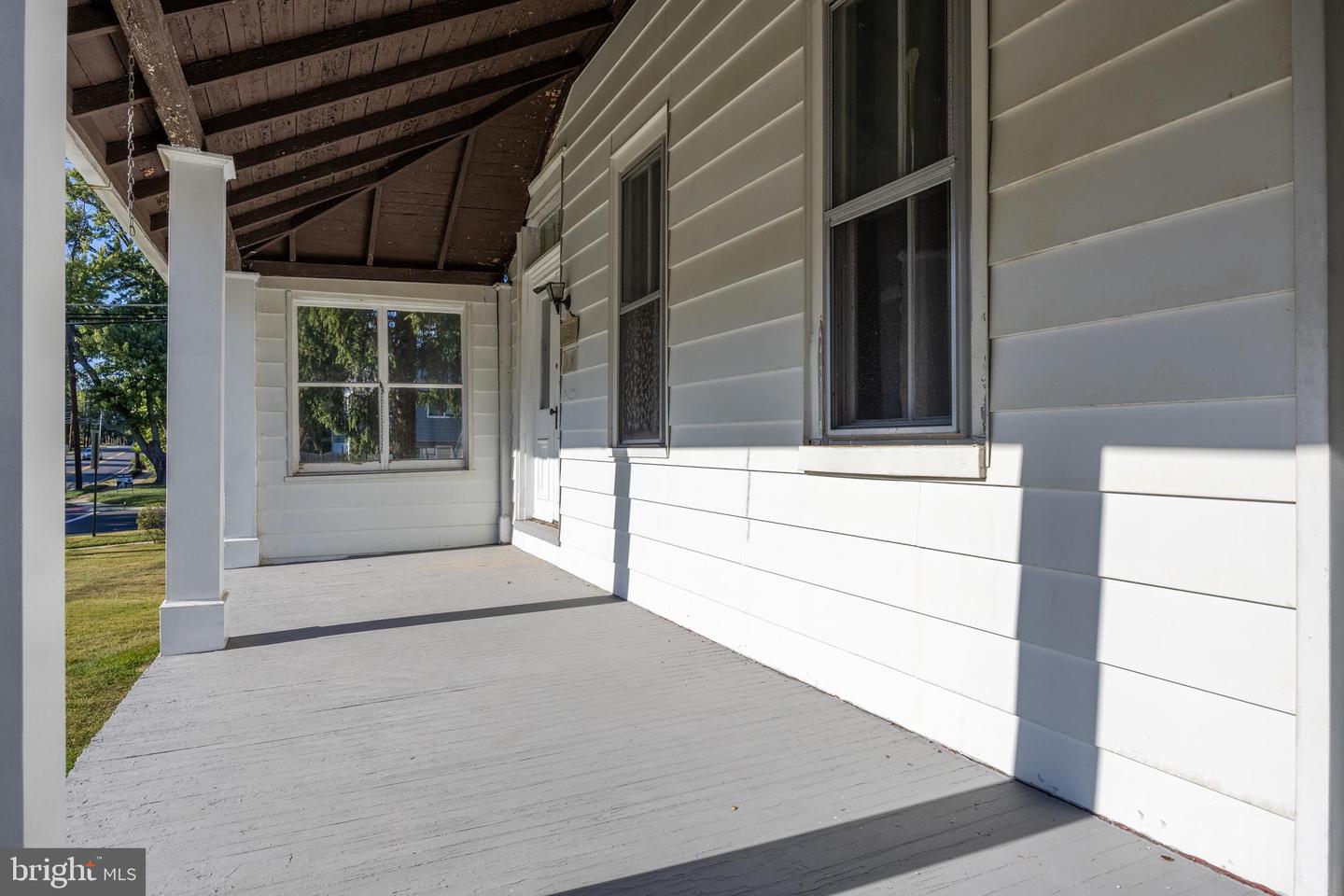 709 N Lenola Rd