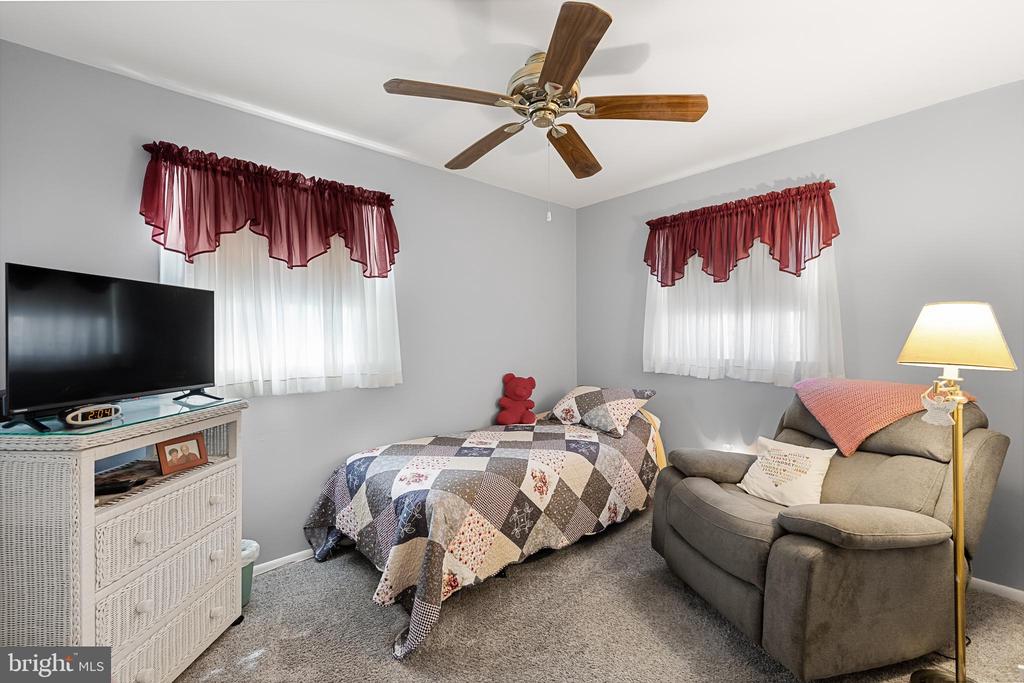 22 Lanfair Rd