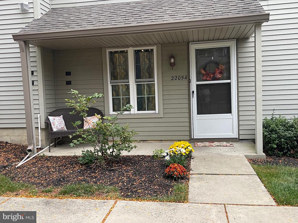 2205A DENHAM COURT