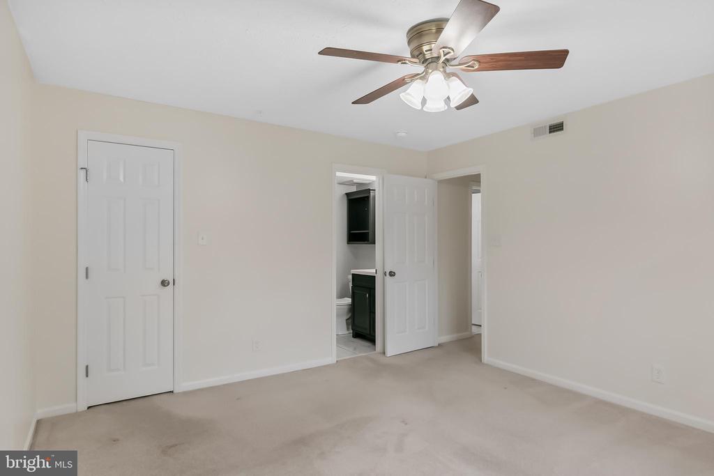 67 ELDON WAY