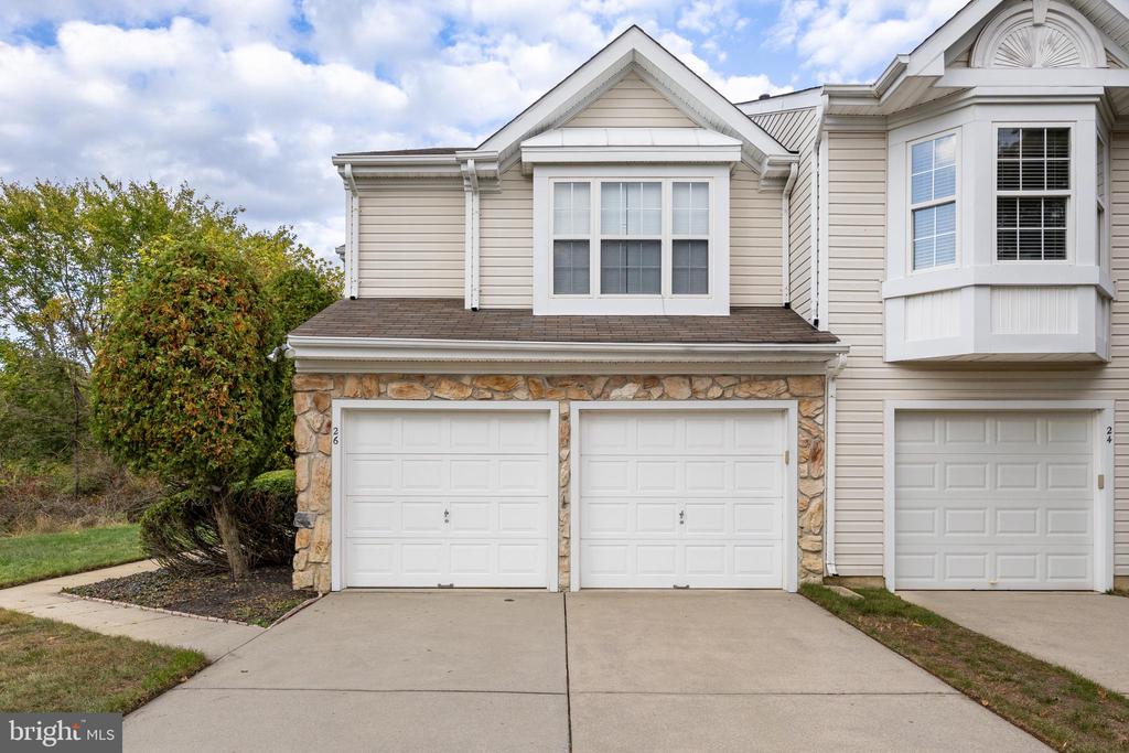 26 BUCKINGHAM WAY