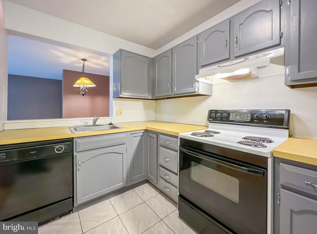 25 S CHURCH RD UNIT 50