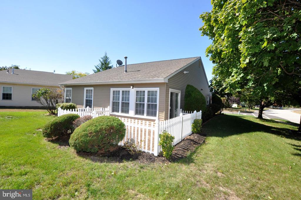 4 FALMOUTH DRIVE