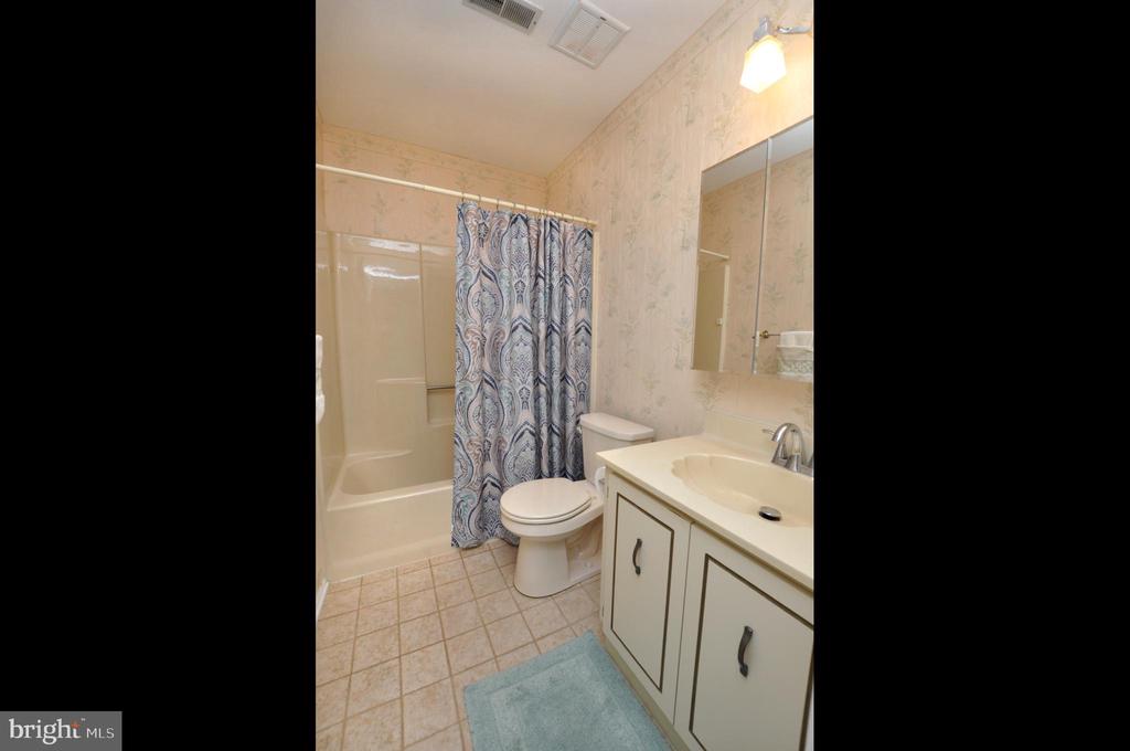 4 FALMOUTH DRIVE