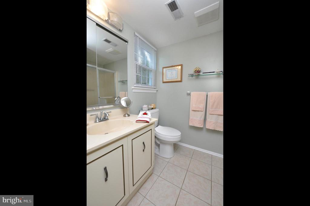 4 FALMOUTH DRIVE