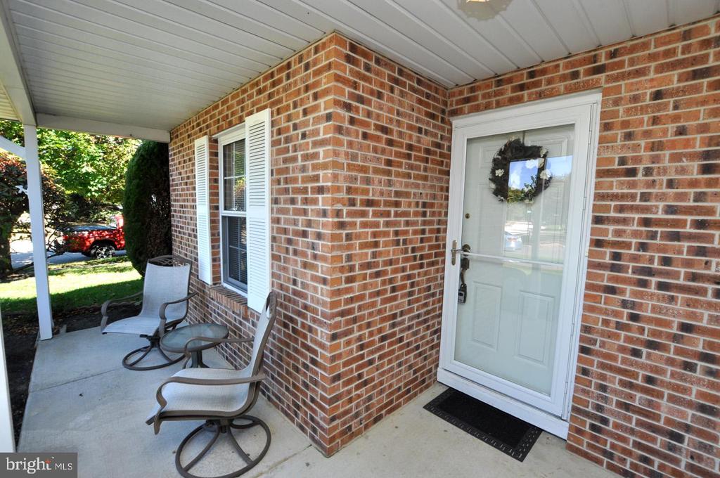 4 FALMOUTH DRIVE