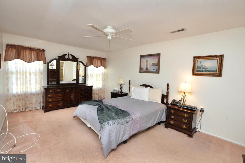 4 FALMOUTH DRIVE