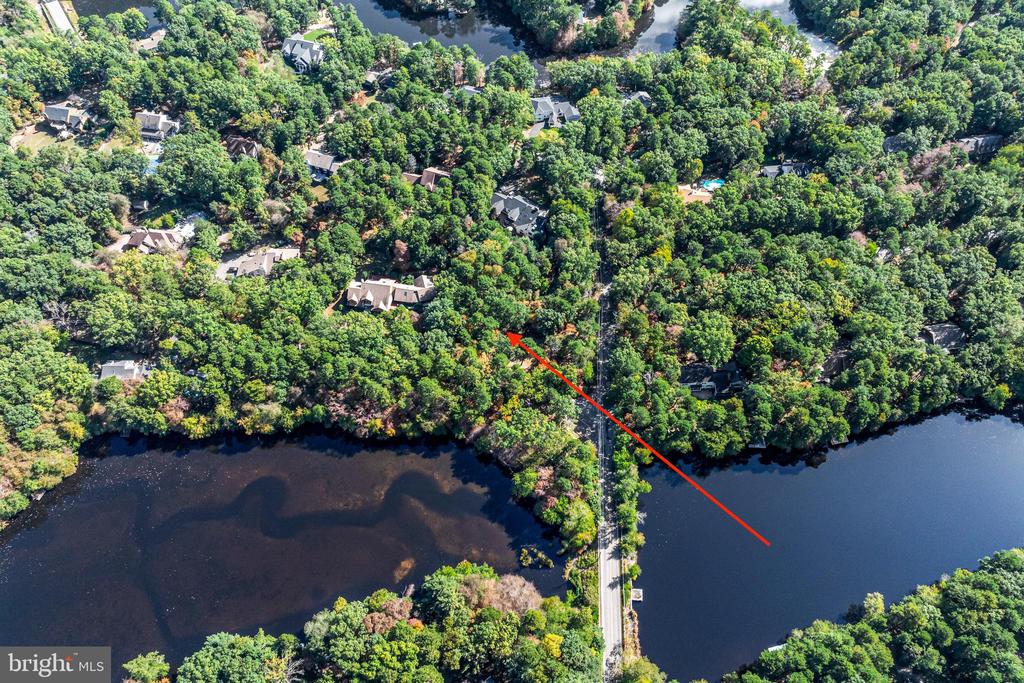 100 Hinchman Rd