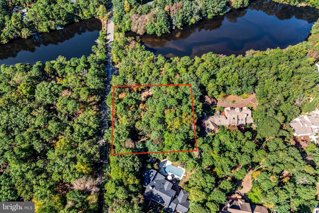 100 Hinchman Rd