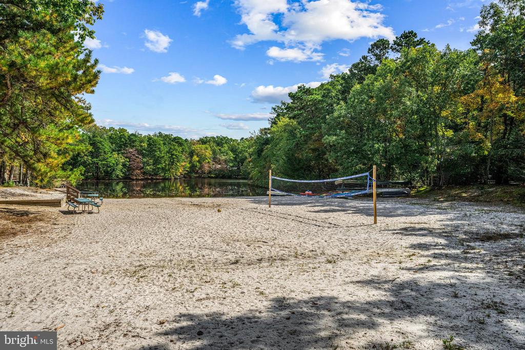 100 Hinchman Rd