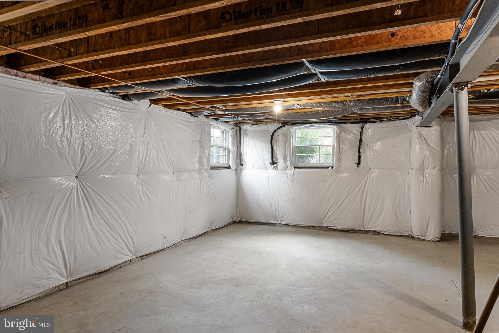 7 COLLINS MILL COURT