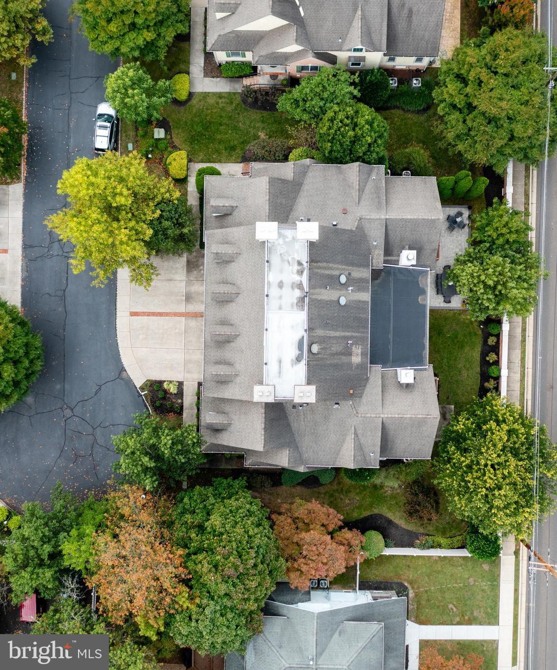 7 COLLINS MILL COURT