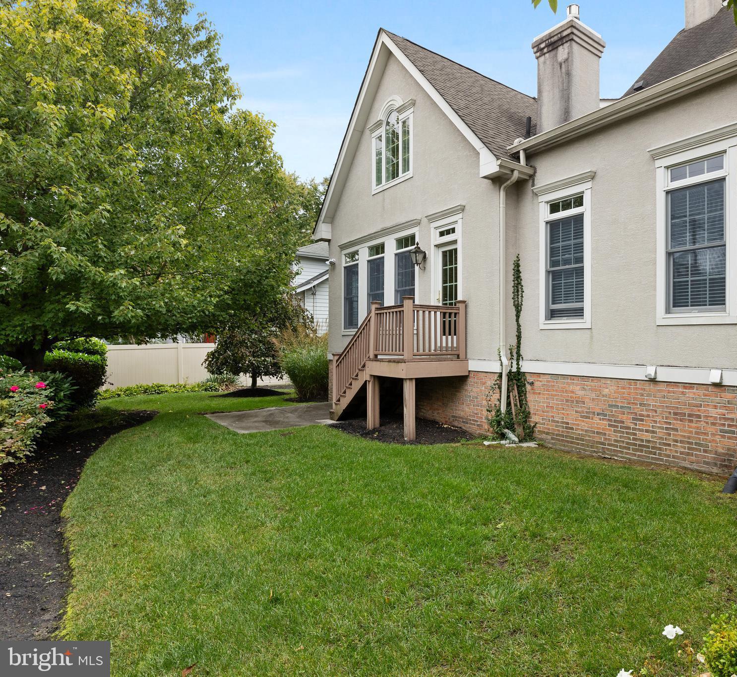 7 COLLINS MILL COURT