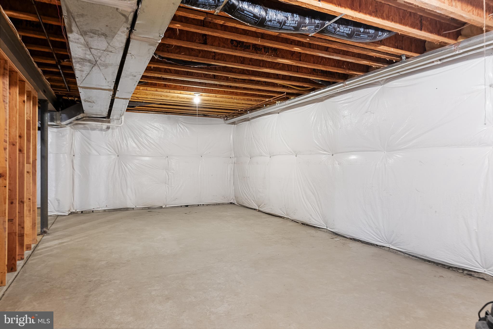 7 COLLINS MILL COURT