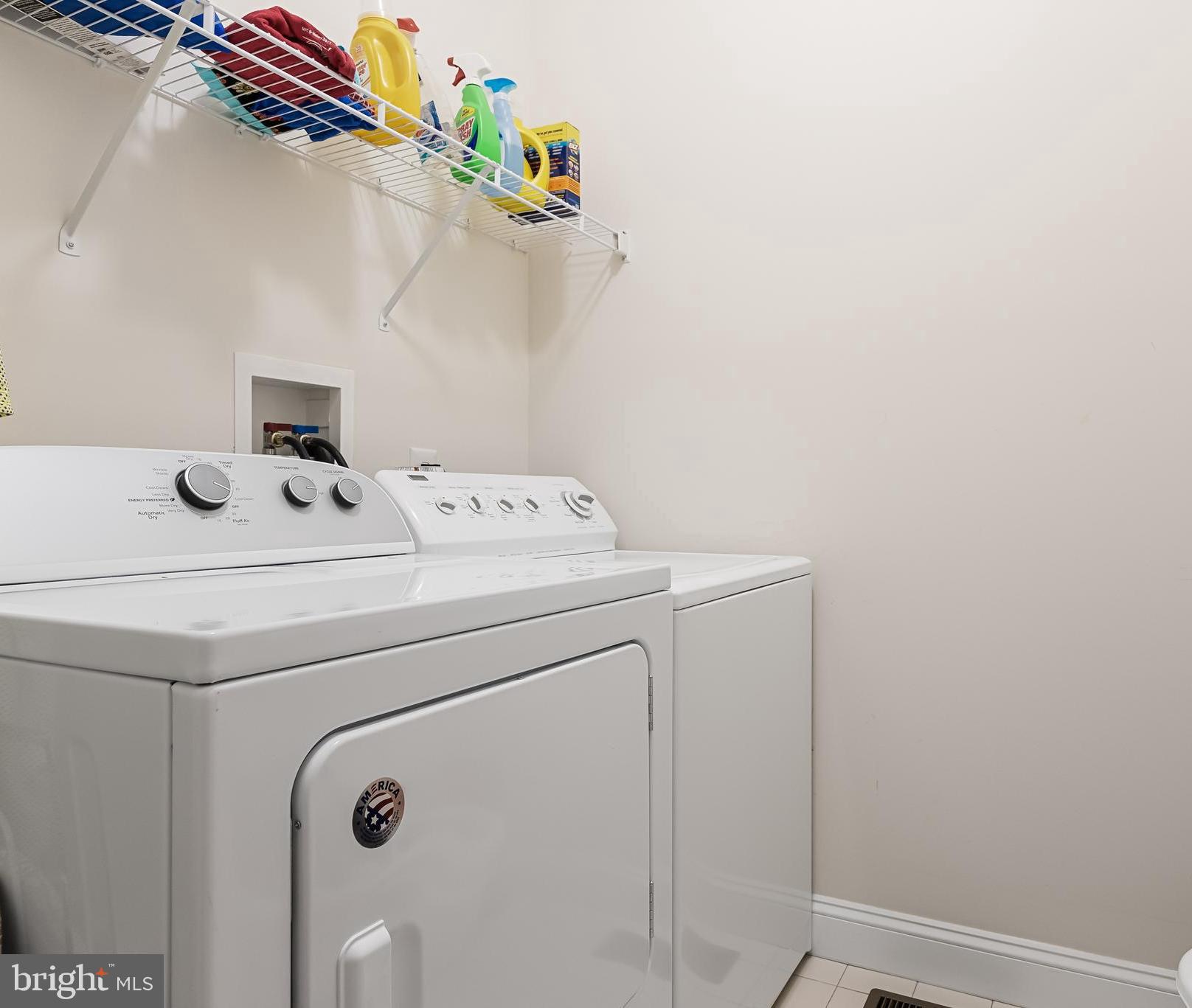 7 COLLINS MILL COURT