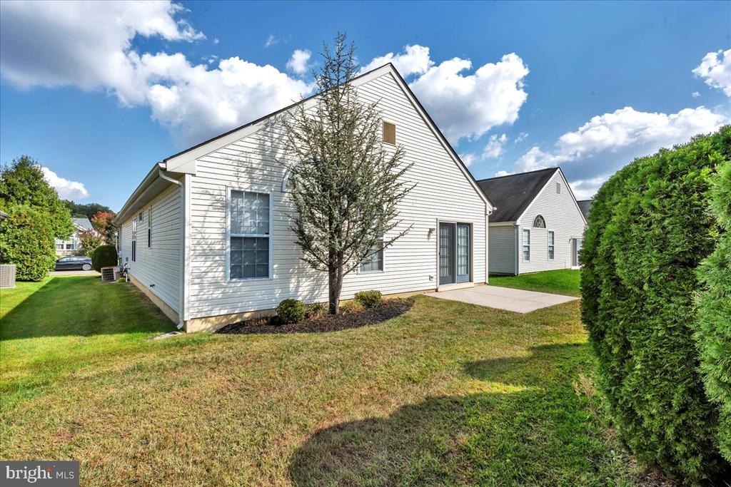126 PAISLEY PLACE