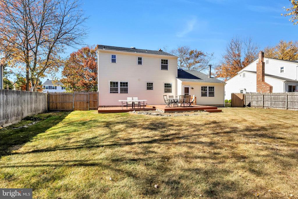 17 WILLOW RIDGE ROAD