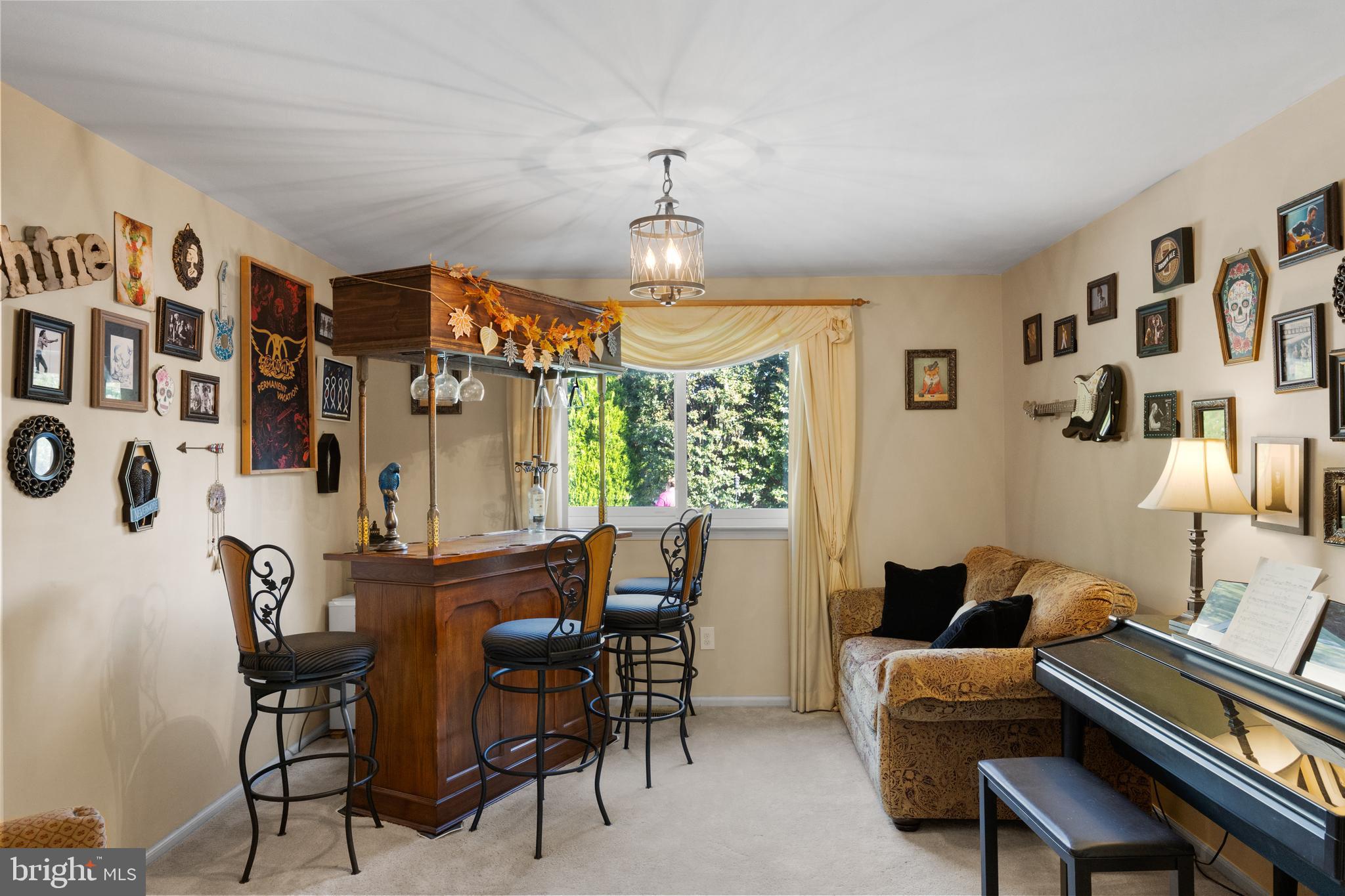 246 Winding Way
