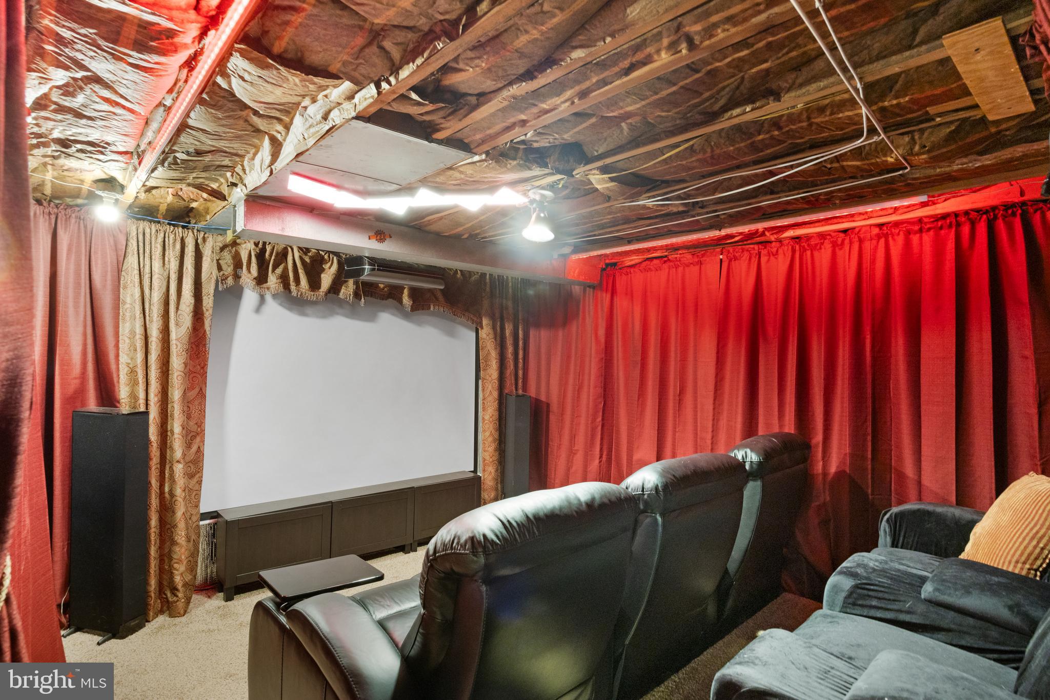 246 Winding Way