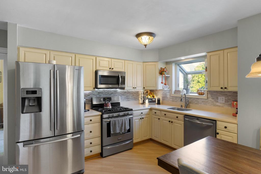 246 Winding Way