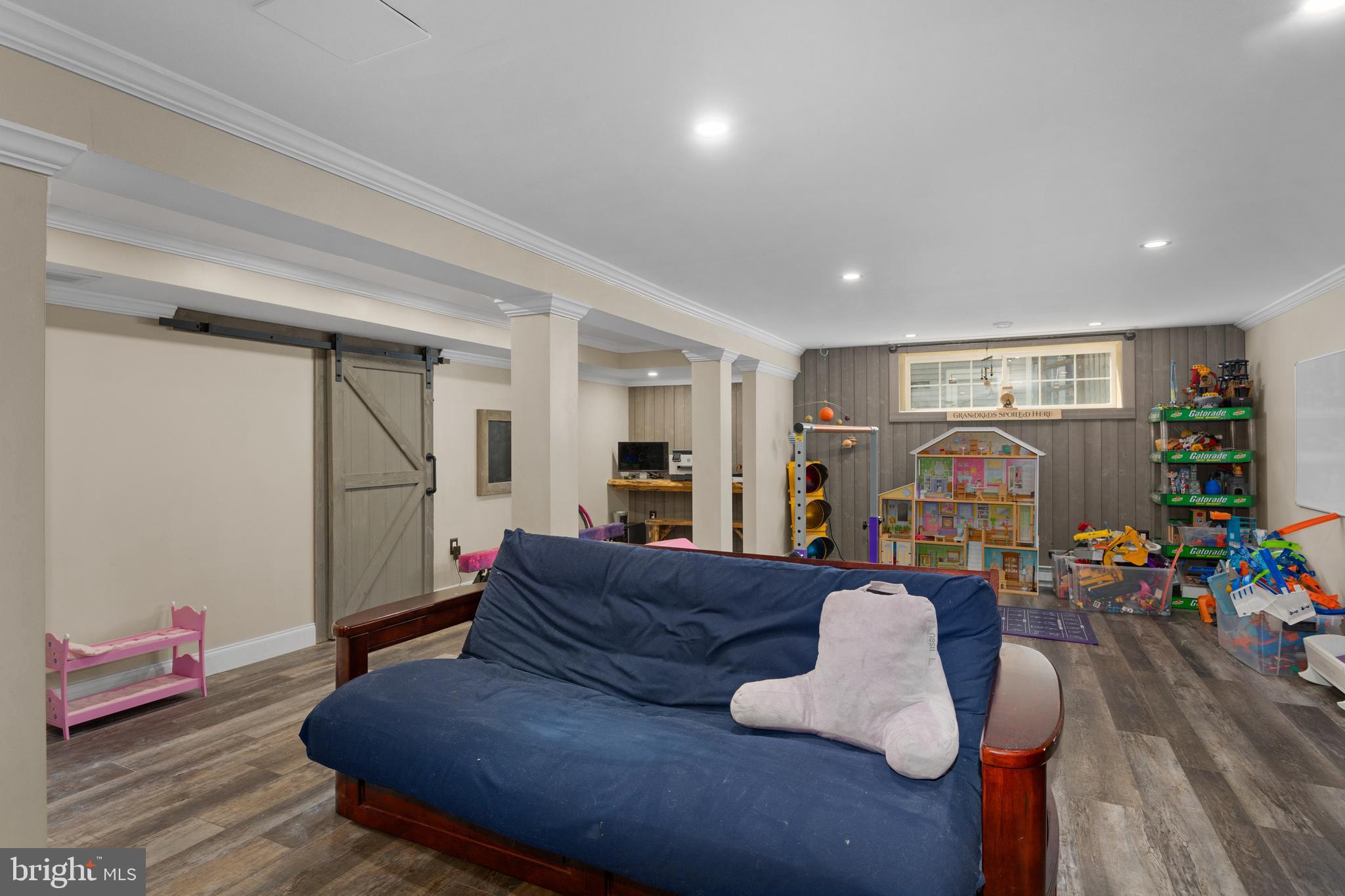36 Kent Ave