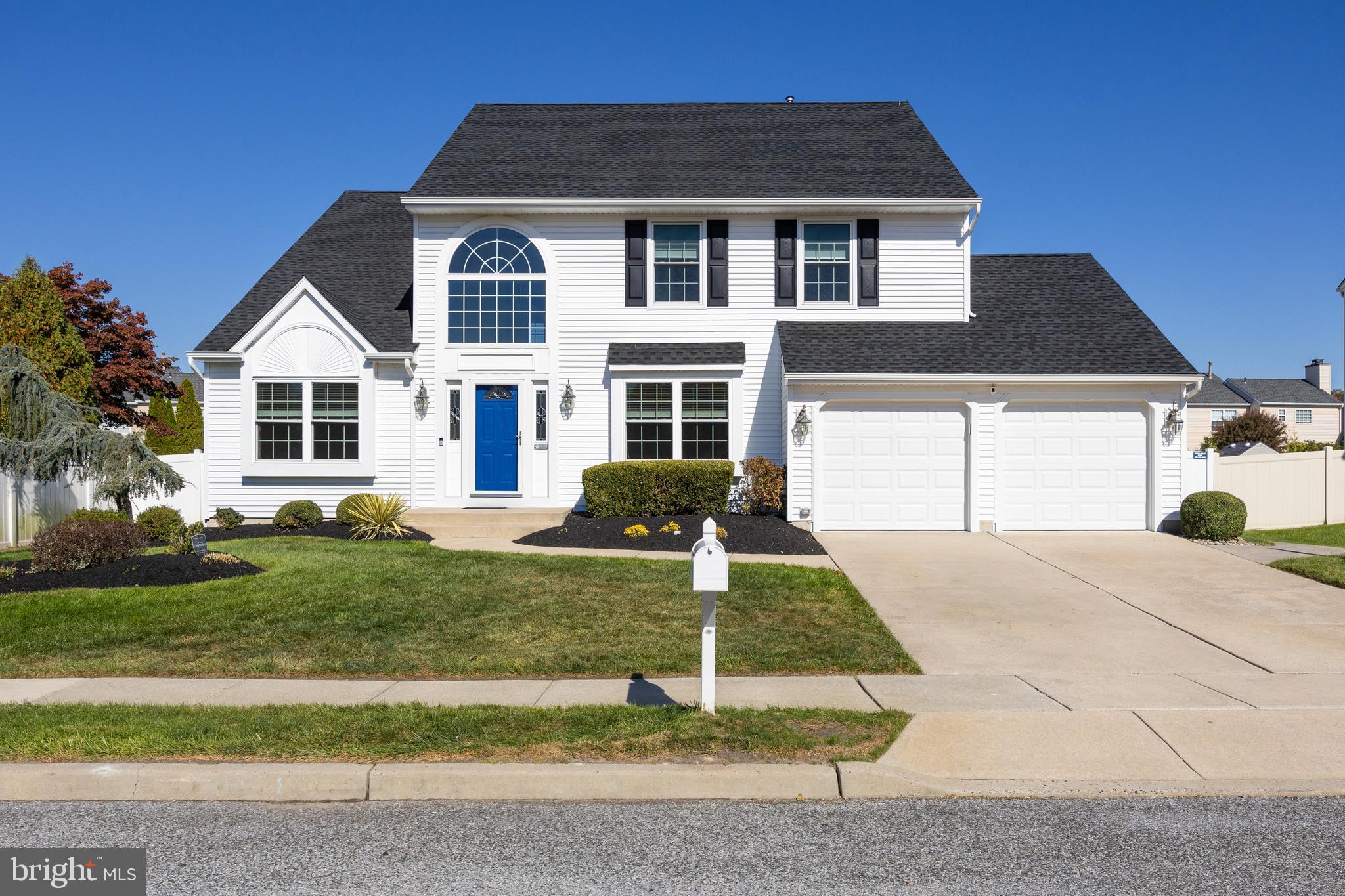 21 Clinton Ln