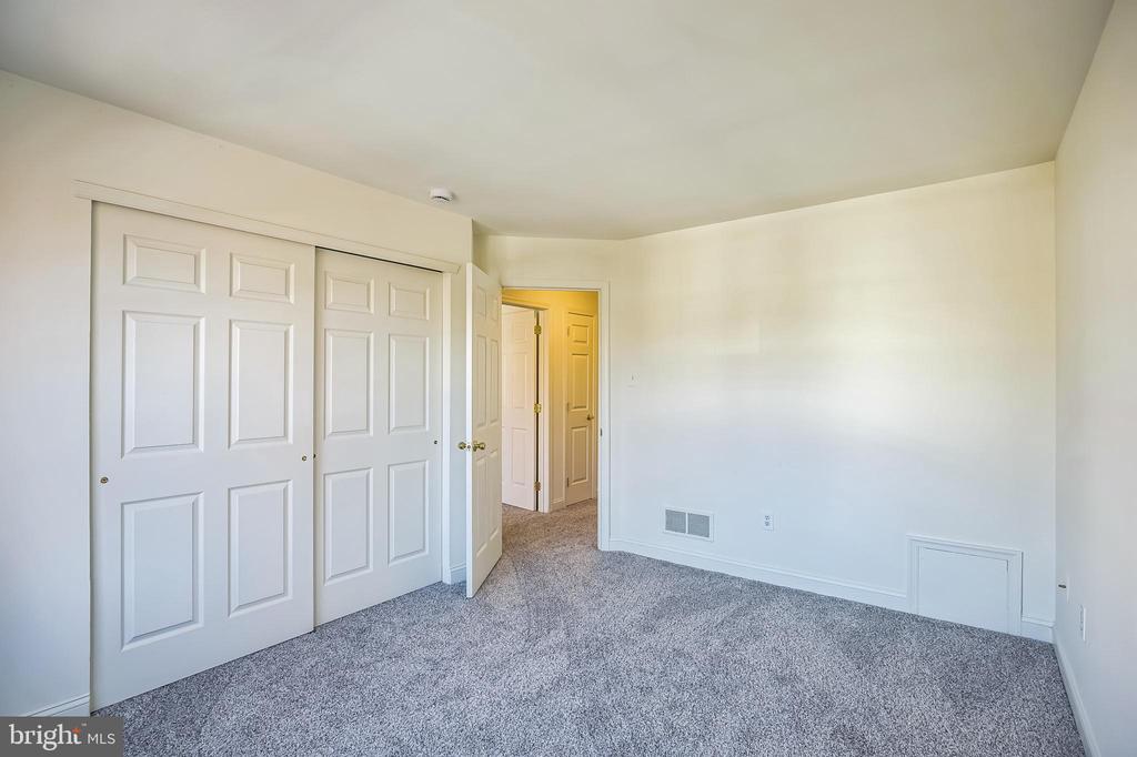 7 CARTER LANE