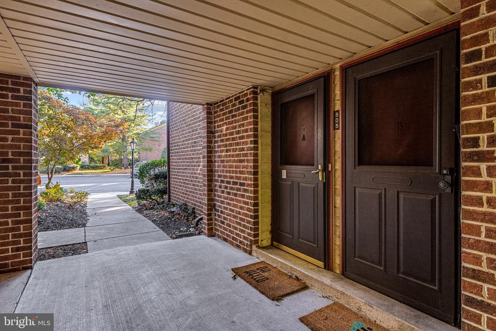505 CYPRESS POINT CIRCLE A