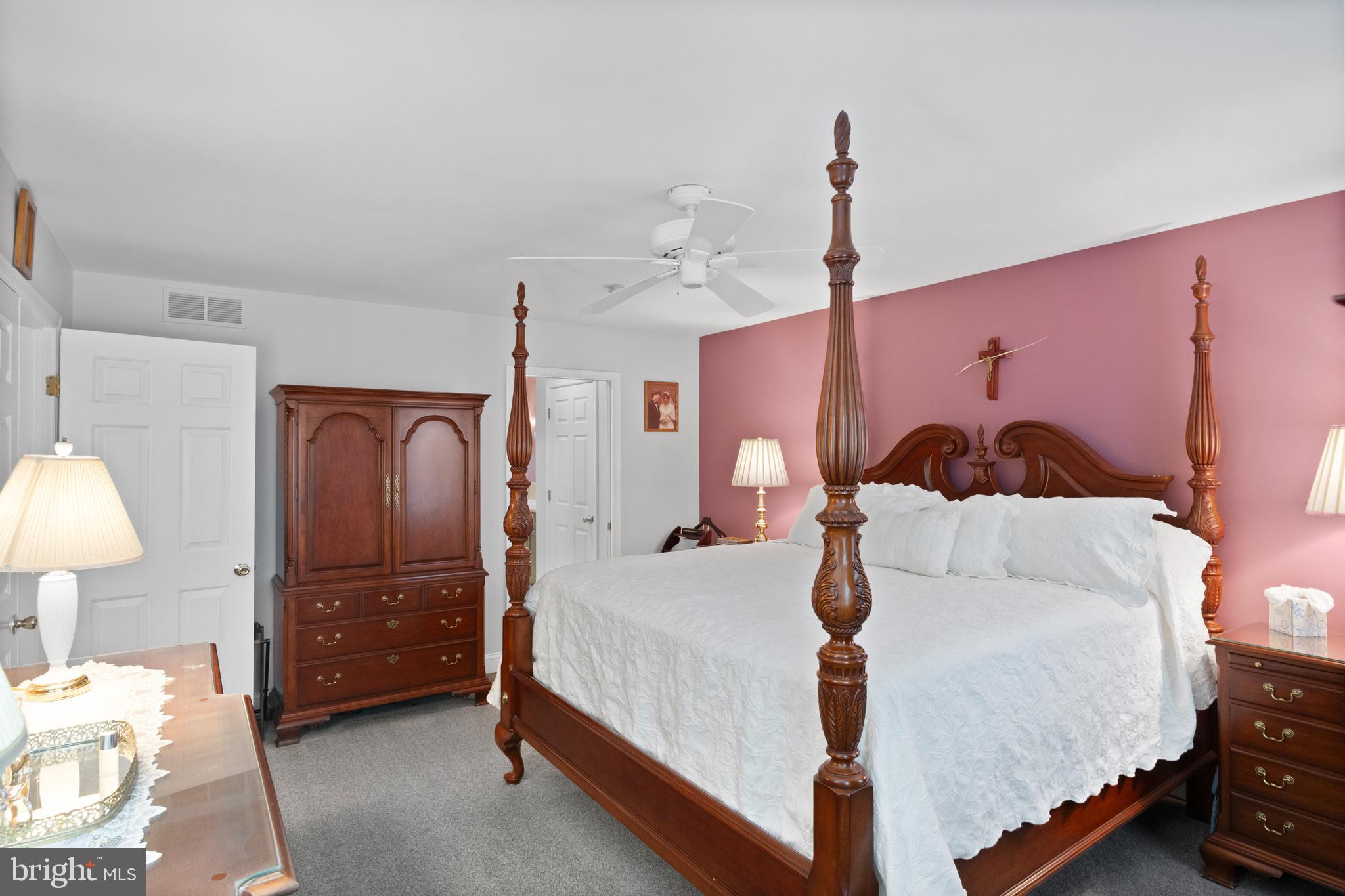 11 Coatsbridge Dr