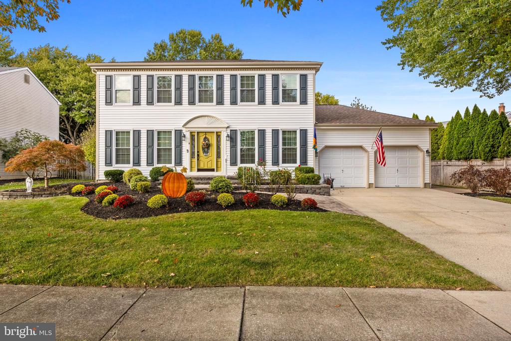 11 Coatsbridge Dr