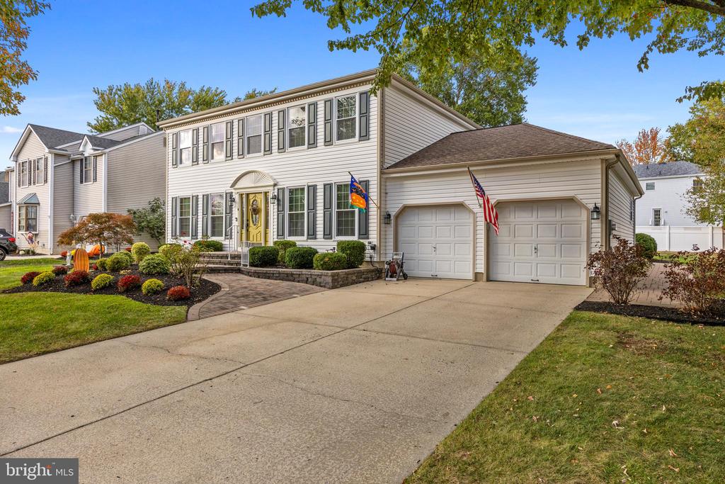 11 Coatsbridge Dr