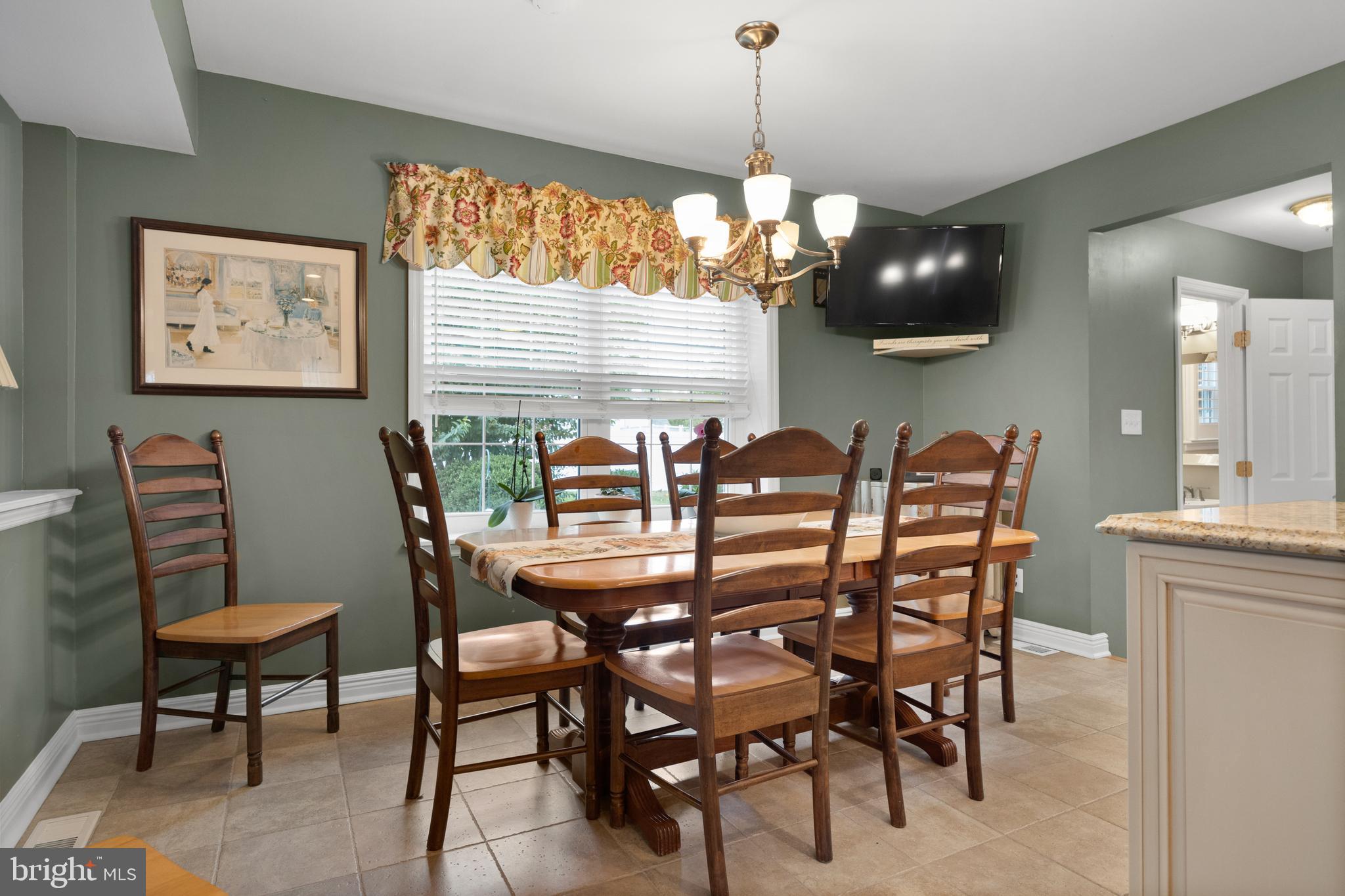 11 Coatsbridge Dr