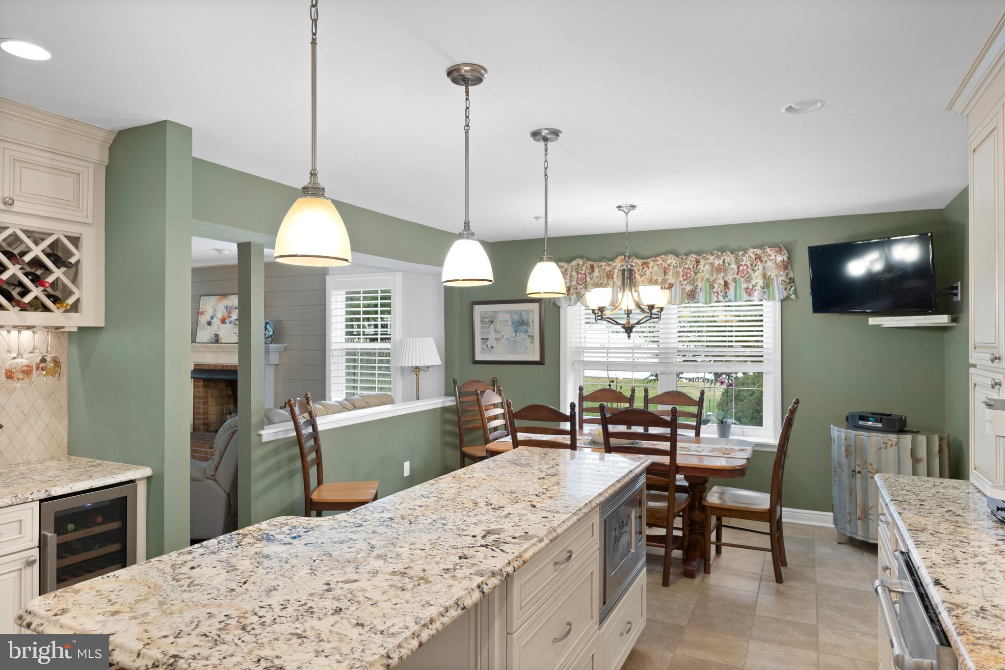 11 Coatsbridge Dr