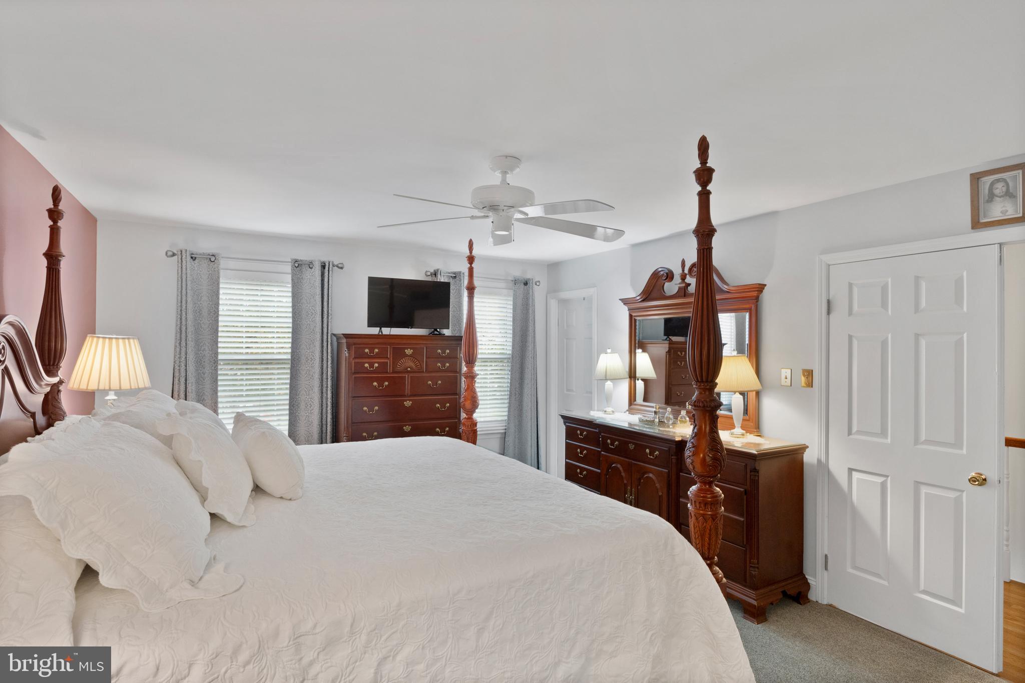 11 Coatsbridge Dr