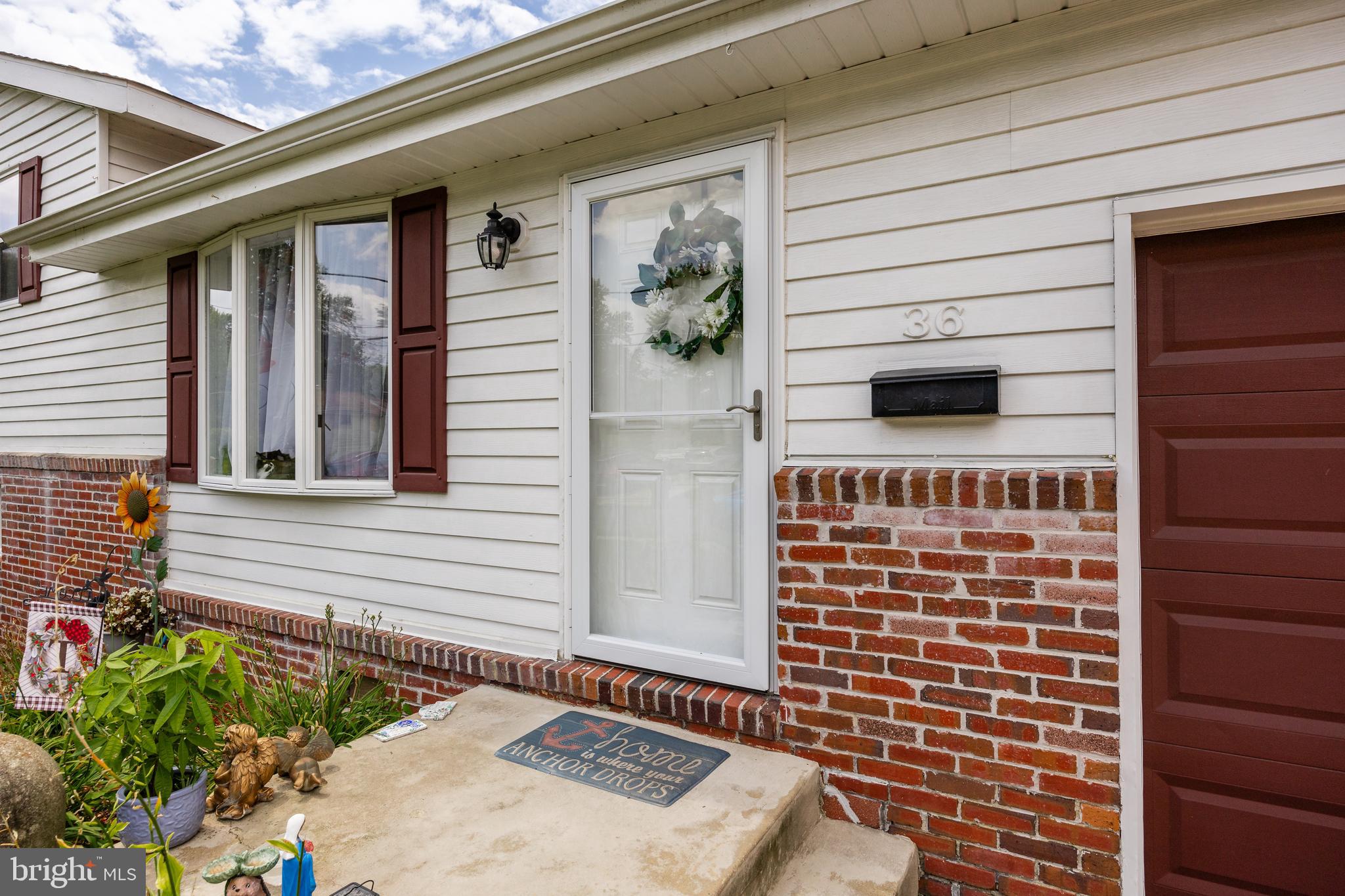 36 Trinity Ave