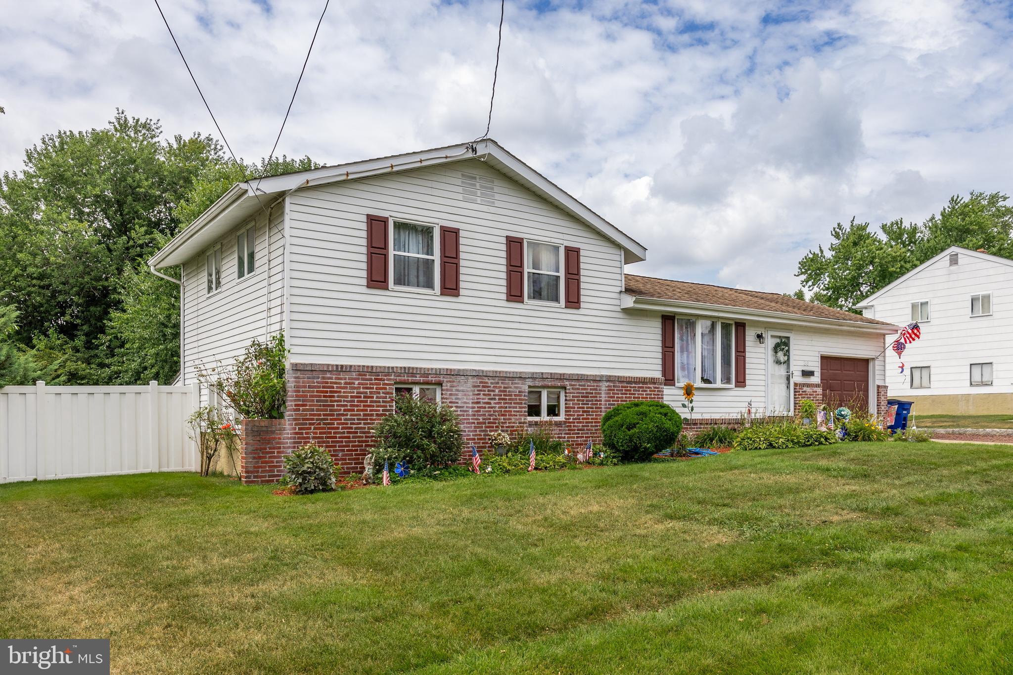 36 Trinity Ave