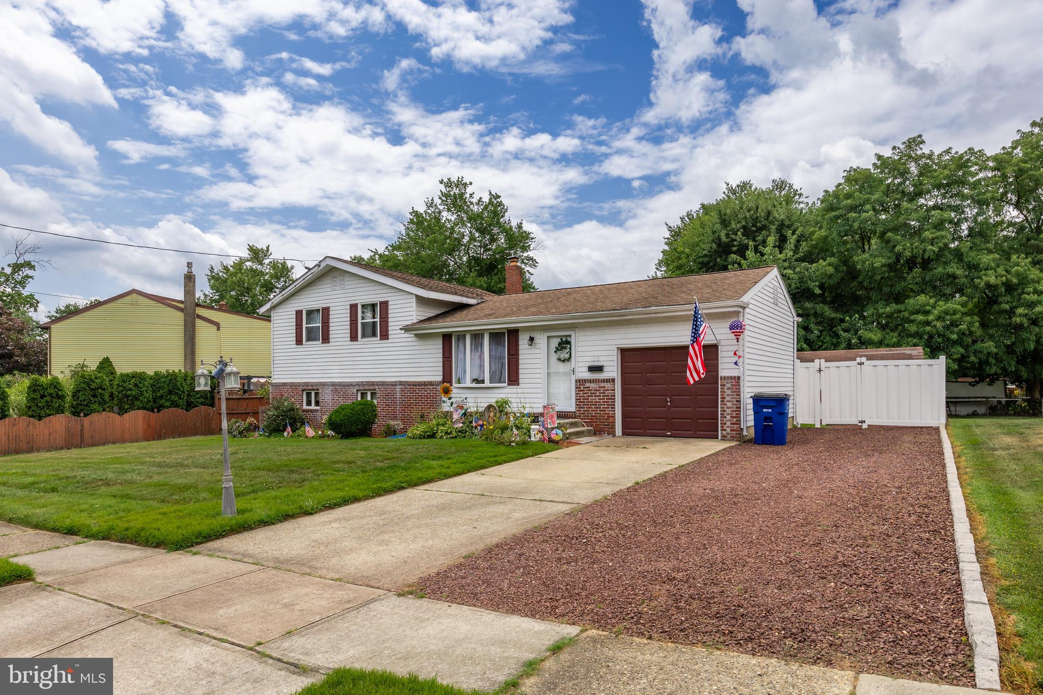 36 Trinity Ave