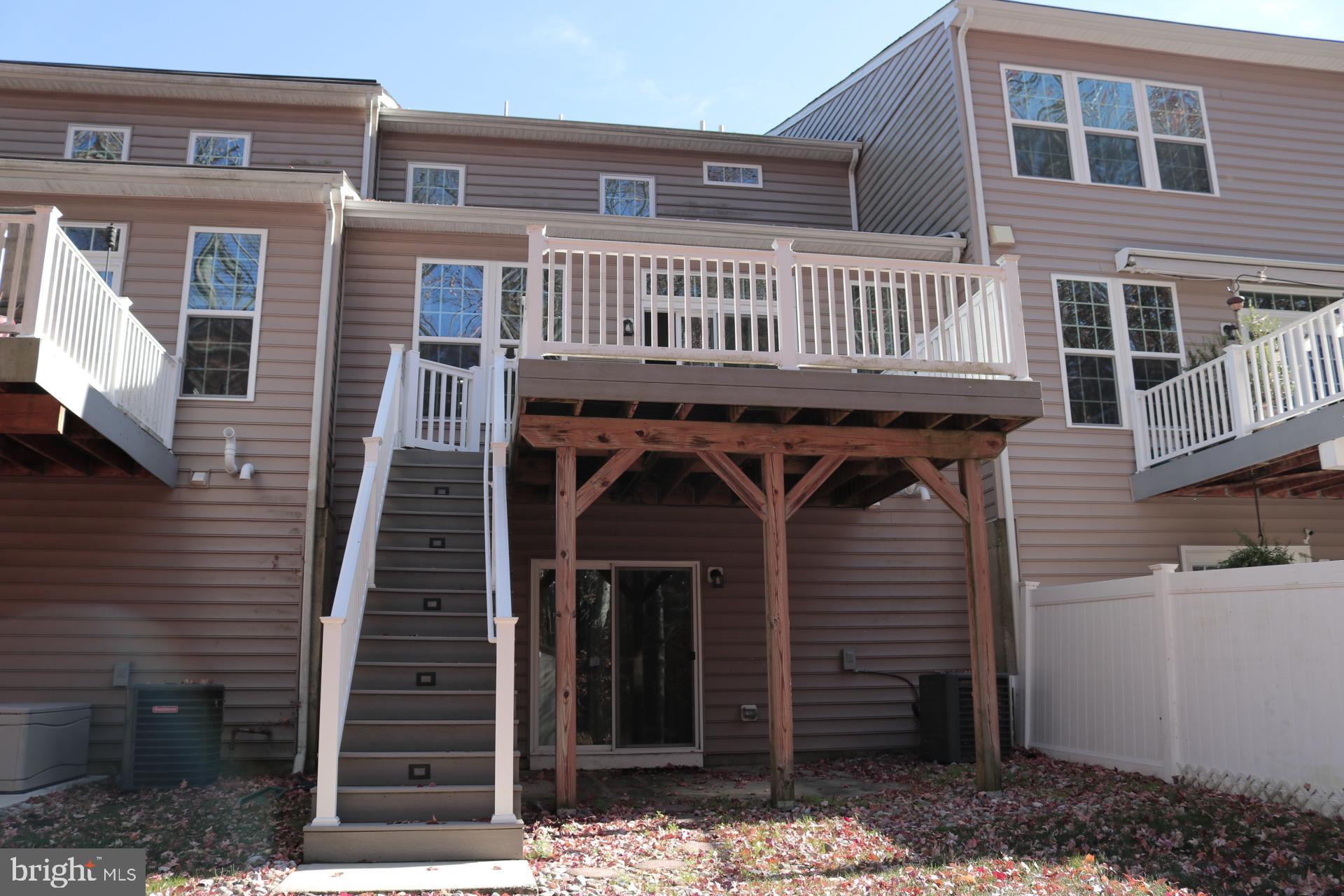 37 ISABELLE CT