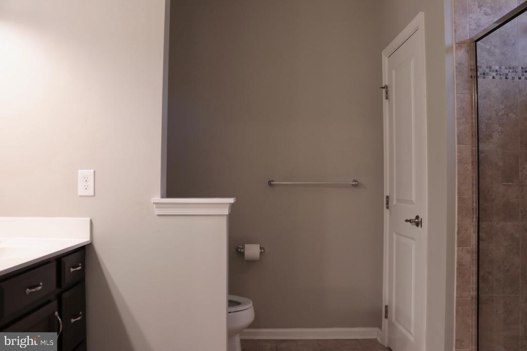 37 ISABELLE CT