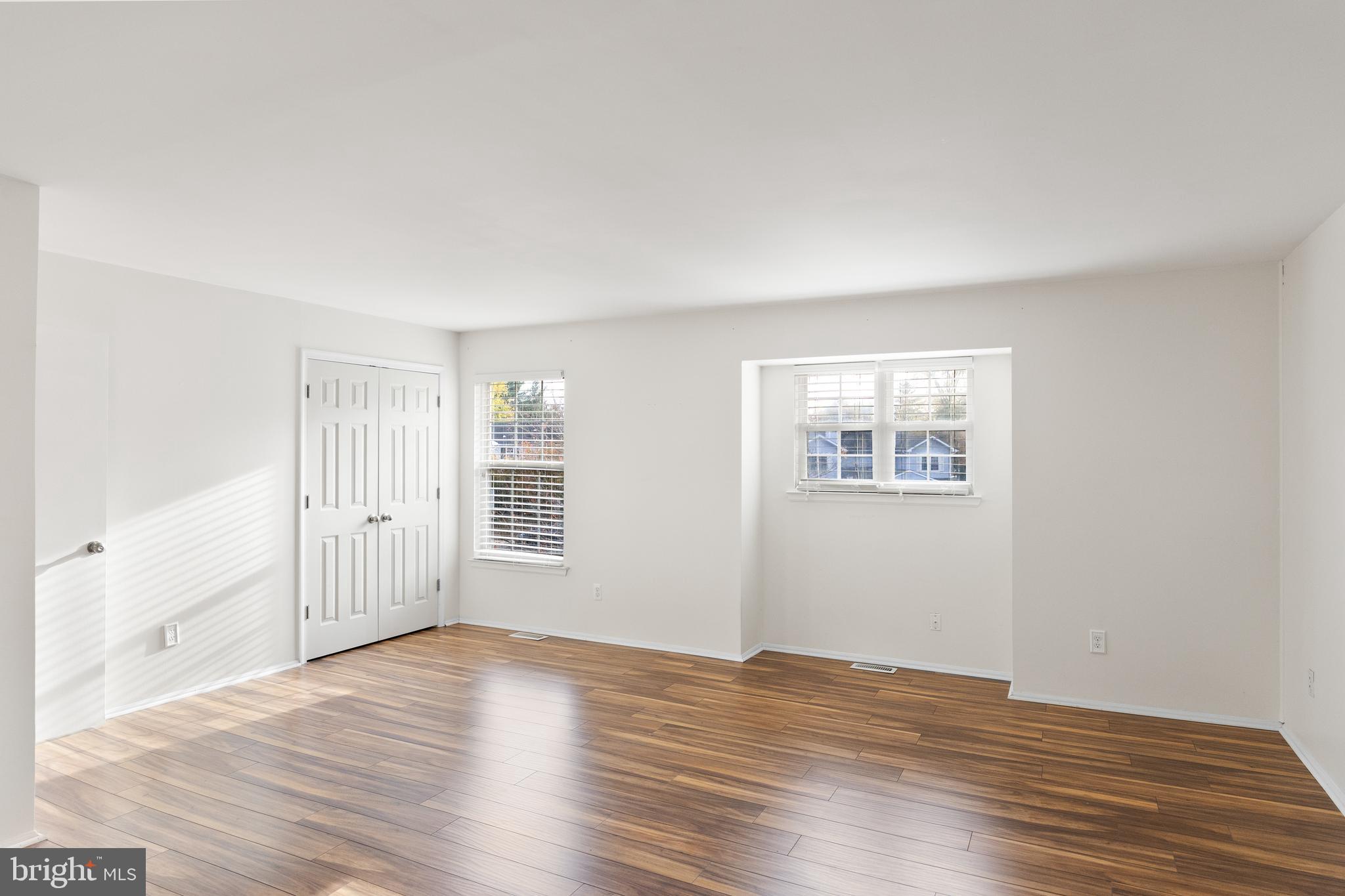 12 Amherst Ct